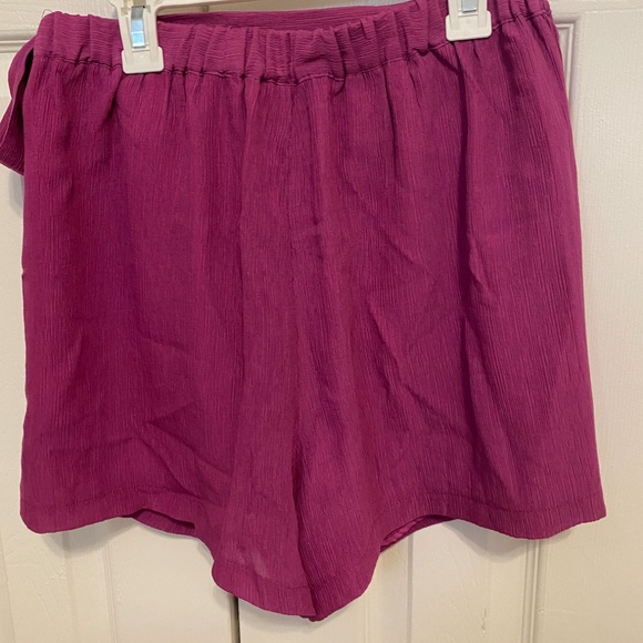 NWT Magenta Envelope Skort - Picture 3 of 6